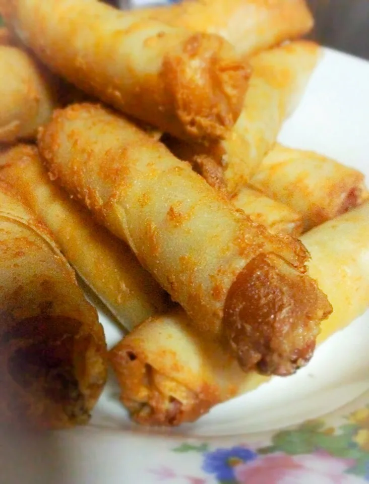 Snapdishの料理写真:Ham cheese springroll|Vrebelさん