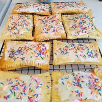 Snapdishの料理写真:Home Made Pop Tarts|melissaz73さん