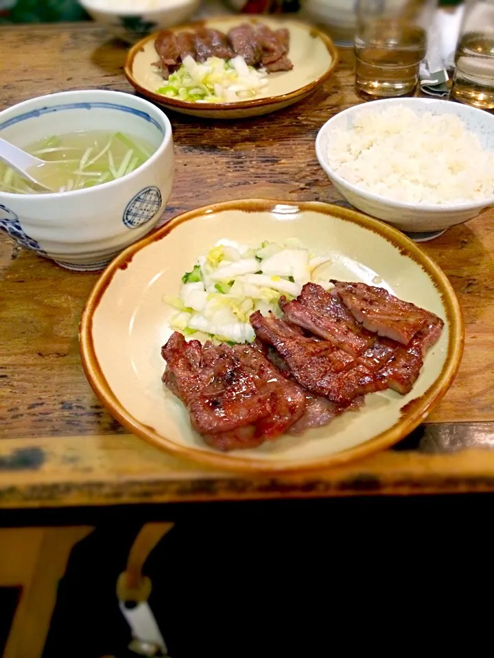 Snapdishの料理写真:牛タン定食|ゆっきーさん