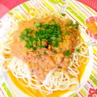 Snapdishの料理写真:spaghetti thon et tomate|sabineさん