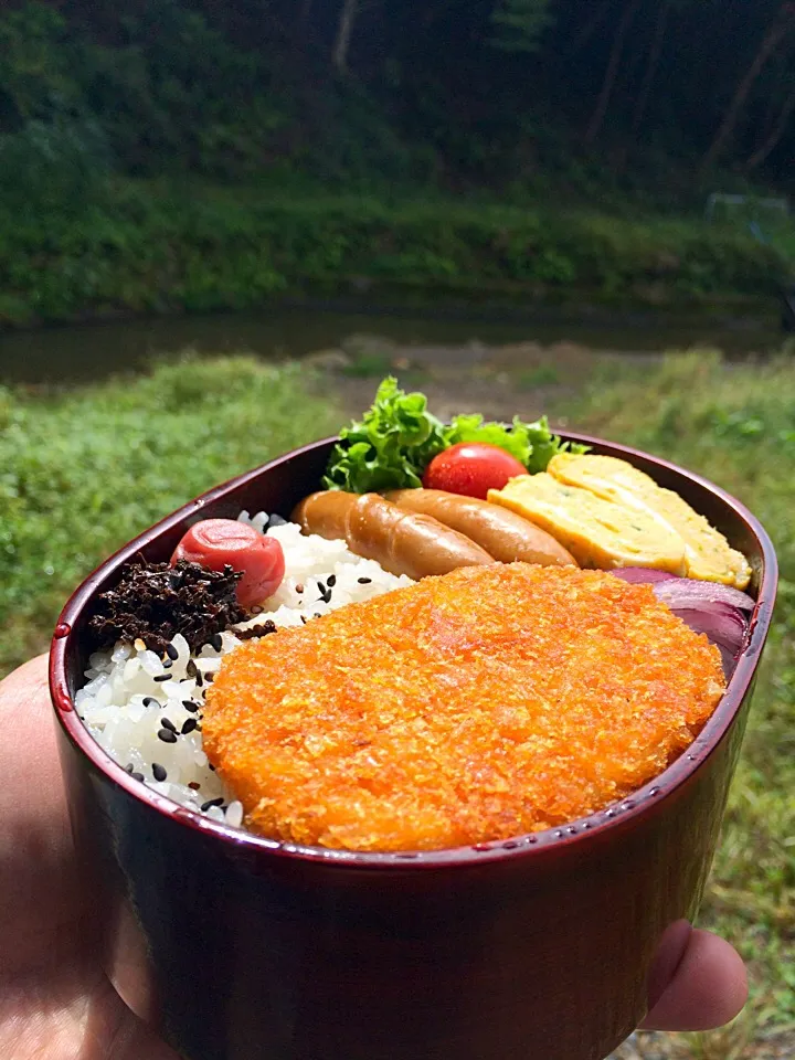 ピクニック・ランチ♬ (▰˘◡˘▰)☝︎|Yoshinobu Nakagawaさん