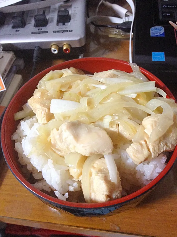 Snapdishの料理写真:ネギレモン塩鶏丼|ametamasさん