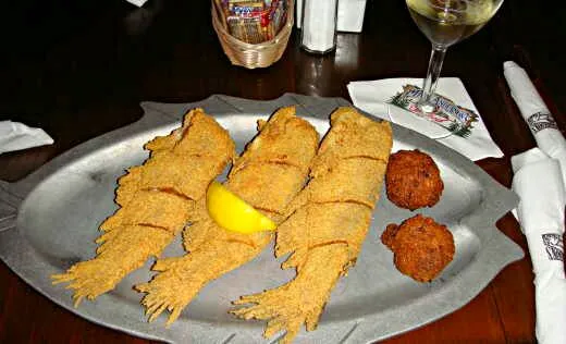 O:-) Mike Anderson's Seafood in Central, Louisiana 😀 This US called the ACE {All U Can Eat}  Whole Catfish so Delicious 😋 Hushpuppies with Stuffed Baked Potato |Alisha GodsglamGirl Matthewsさん