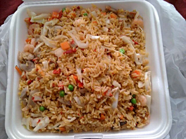 #Box lunch/Deli #Lunchbox from 🐼 Panda Chinese Restaurant 🍴 🐼 🍴 Shrimp 🍤 #Fried Rice  🍤 #Lunch plus plenty leftover for my Preteen FOODIE Princess 👸 We #Eat #Lo|Alisha GodsglamGirl Matthewsさん