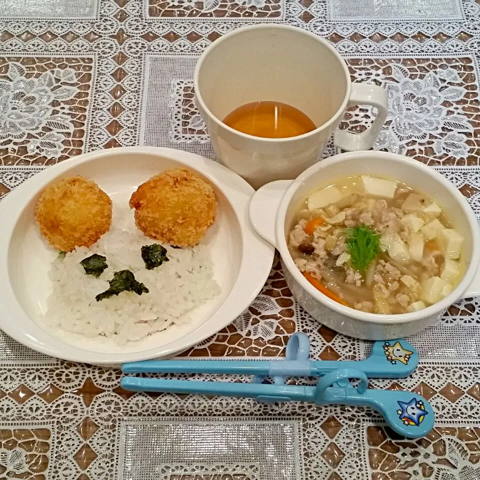 幼児食♡息子の夜ご飯  
ご飯・具沢山豚汁・チーズインポテトコロッケ|Mami.Nさん