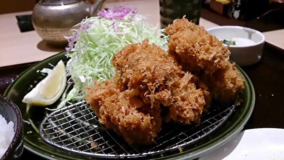 和幸 カキフライご飯
大好物のカキフライ！この季節を待ってました❤|akemi🐝さん