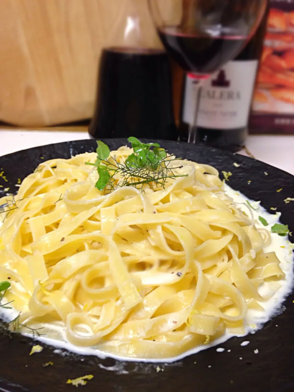 Snapdishの料理写真:Lemon Tagliatelle レモンのタリアテッレ|Yuriさん