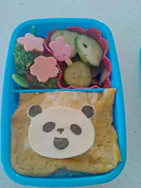 Snapdishの料理写真:Kawaii Panda Bento|Ami-Chanさん