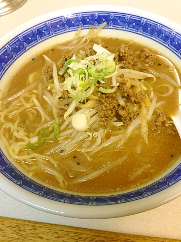 札幌ラーメンどさん娘の味噌ラーメン＠新橋|Yasuhiro Koikeさん