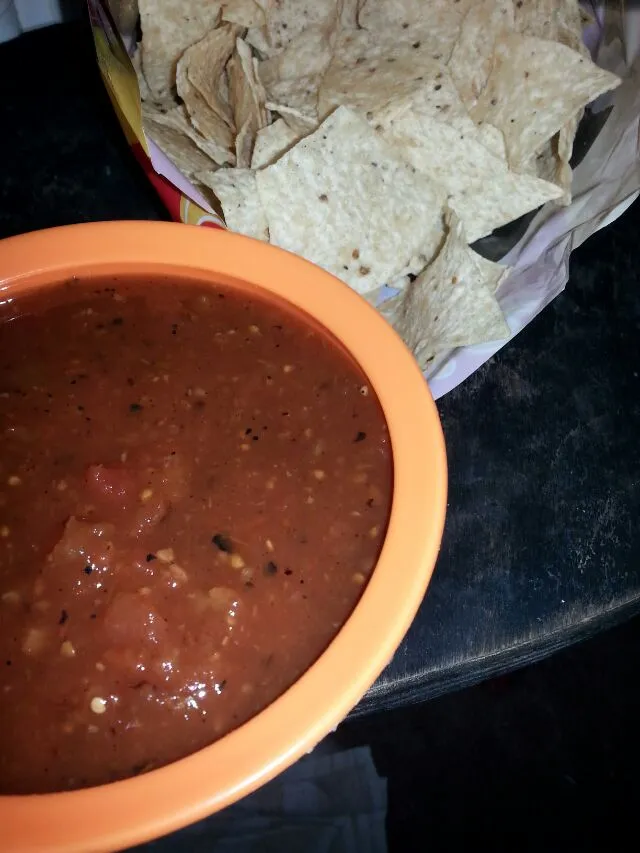 frontera roasted habanero salsa and chips! !|Polly Gelfusoさん