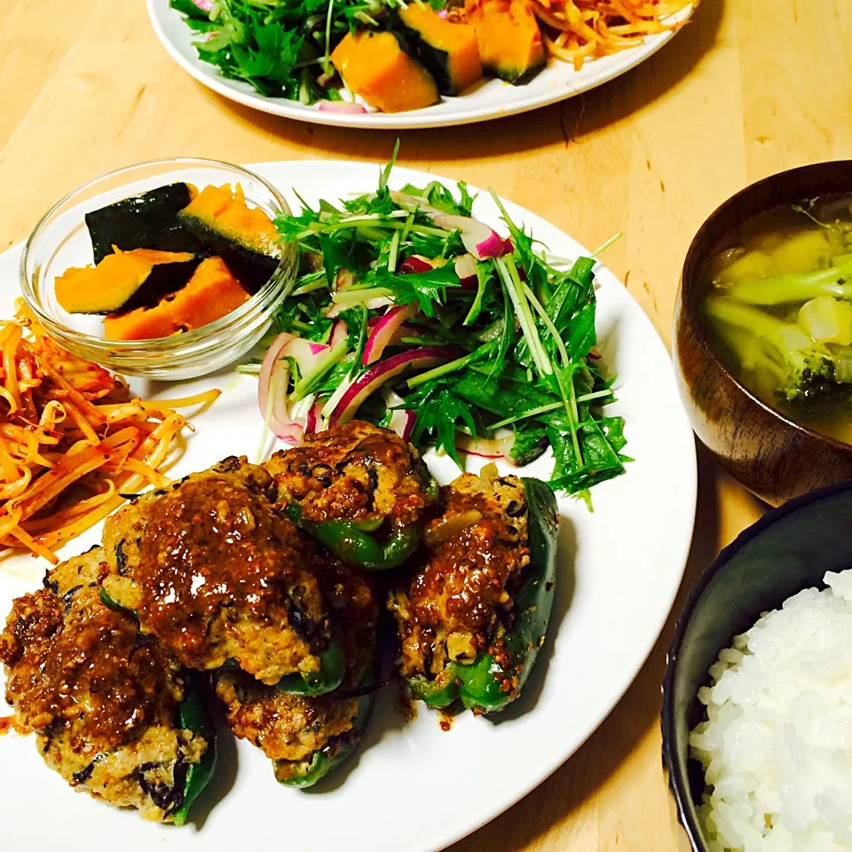 ピーマンの肉詰めメインのプレート夕ご飯☆|meguさん