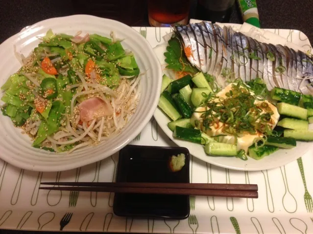 ベーコンの野菜炒め、香るしめ鯖、塩もみキュウリの胡麻油和え、冷奴！꒰ ૢ❛ั◡❛ั ॢ✩꒱✨|サソリさん