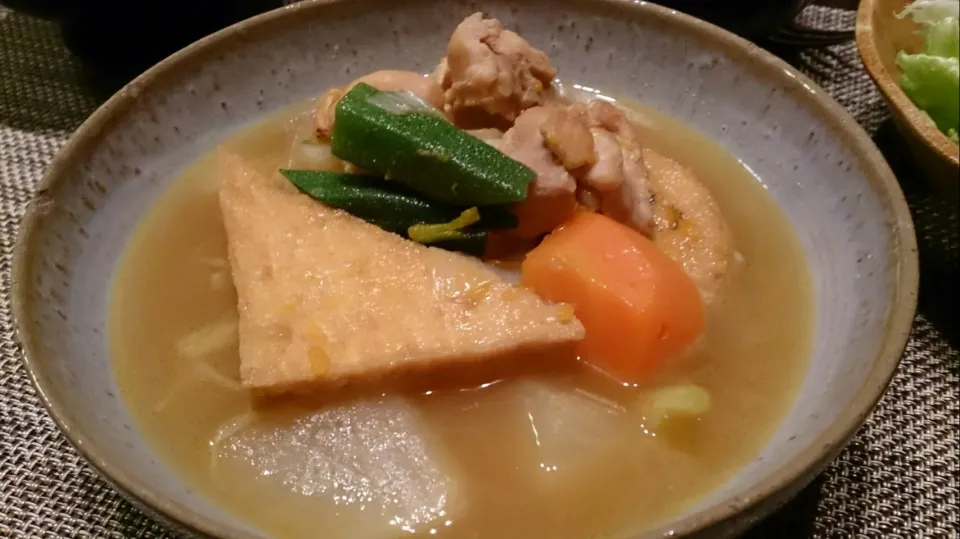 鶏とがんもと厚揚げと根菜の照り煮|nijigoroさん