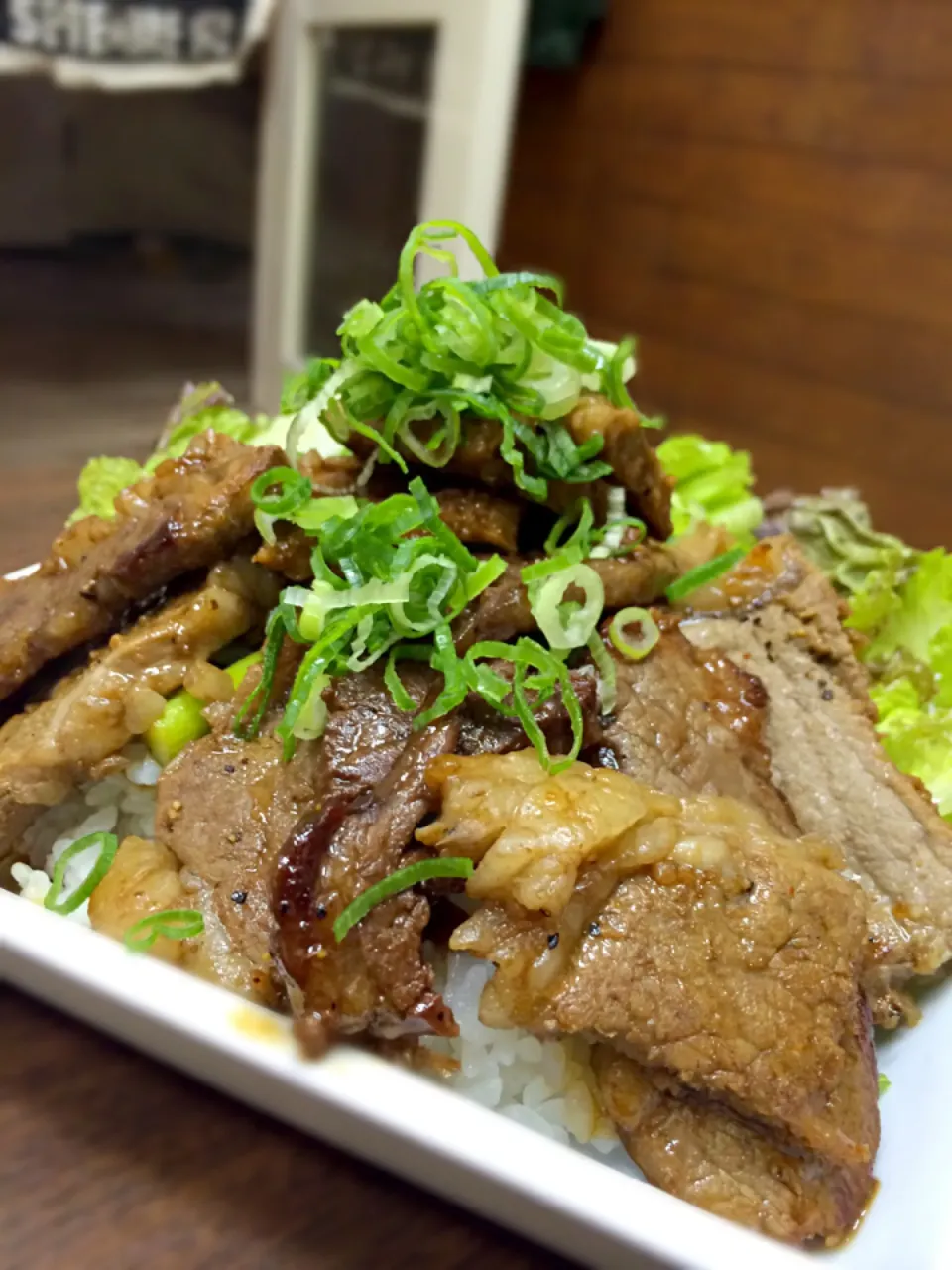 ステーキ丼|なめこさん