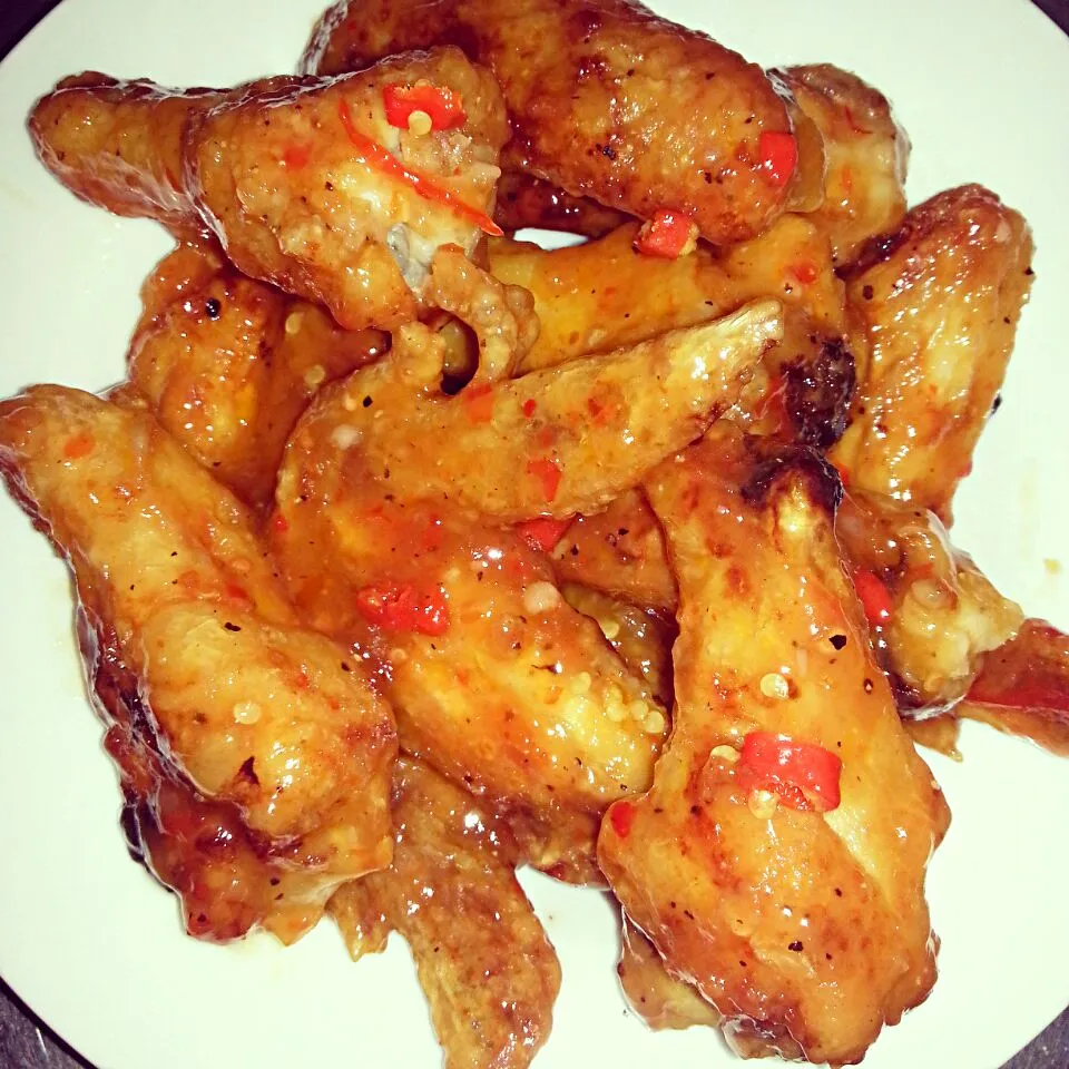 spicy buttered  chicken wings|Lottie Ibadlit Ninoblaさん