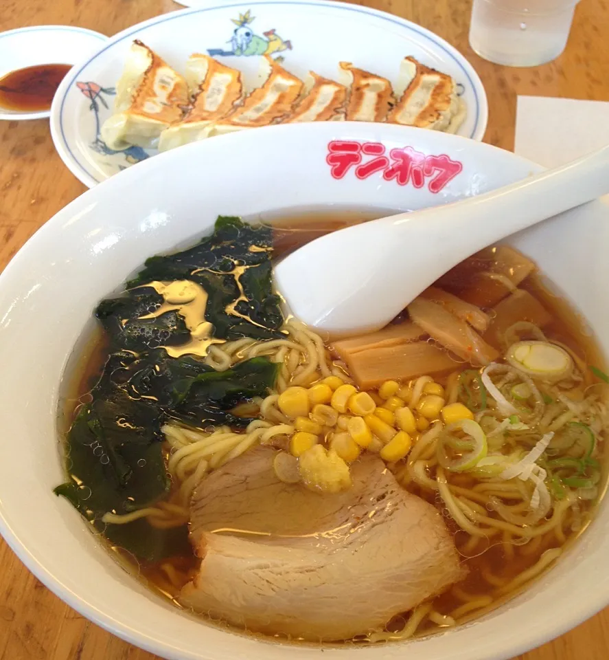 営業マンの昼ごはん しょう油ラーメン|ぽんたさん