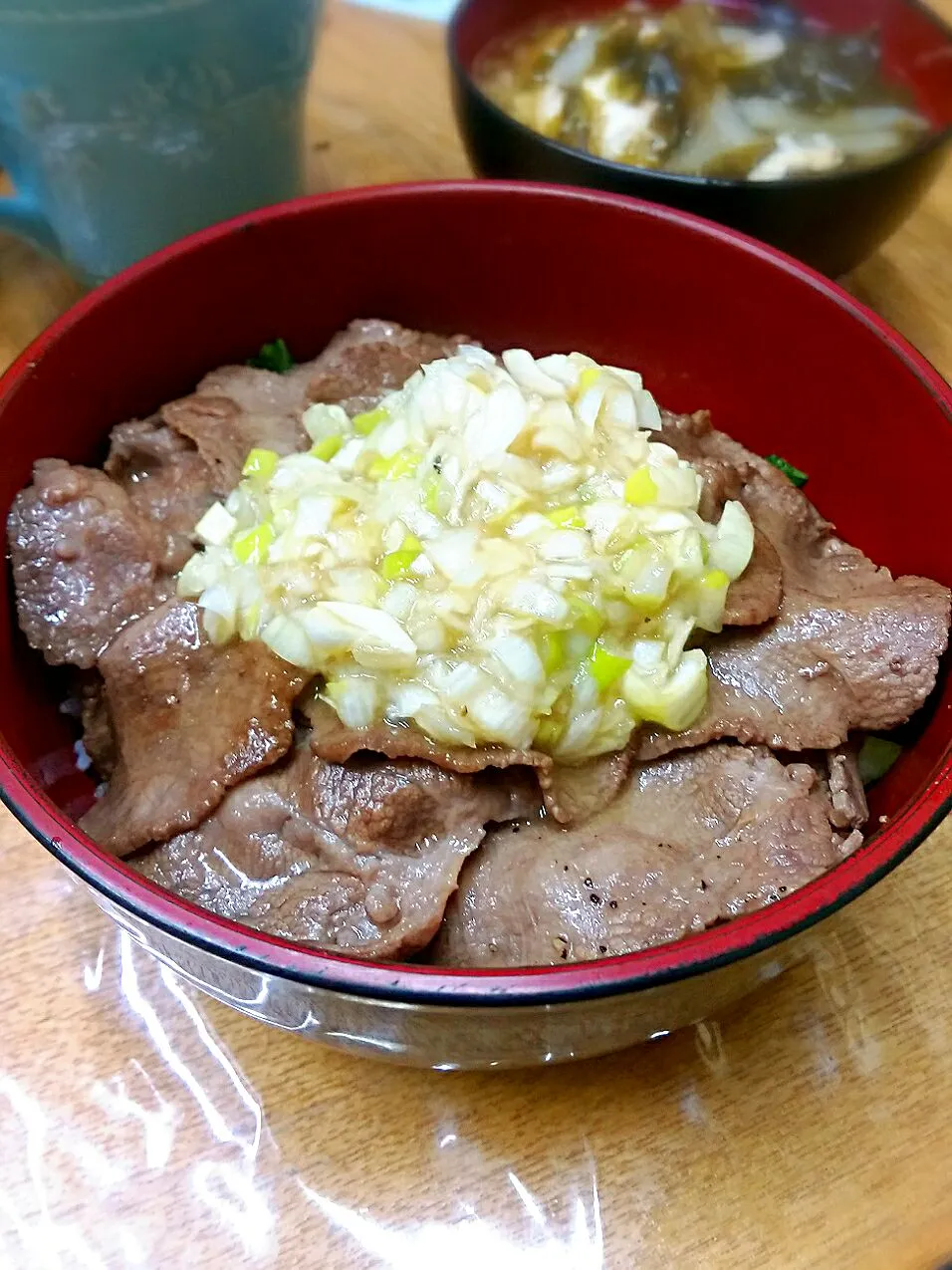 ネギ塩牛タン丼|あみさん