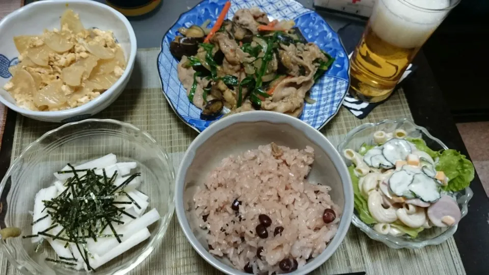 長芋拍子ぎり＆ナスと豚肉の炒め物＆マカロニサラダ|まぐろさん