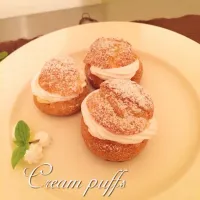 Snapdishの料理写真:Handmade Cream puffs|Aimee Panさん