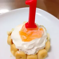 Snapdishの料理写真:1歳の誕生日ケーキ|puimonさん