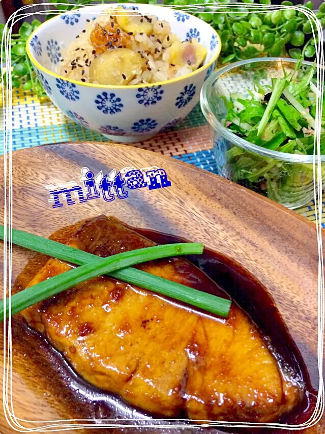 我が家のブリ照り〜💛塩麹で下味するから柔らか〜🐟|みったんさん