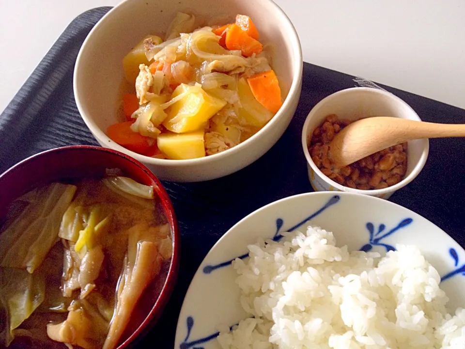 Snapdishの料理写真:ノクトルムさんの料理 水＆出汁なし塩肉じゃが|ラーメンの小池さん