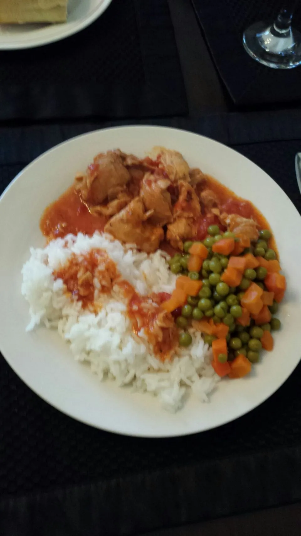 Portuguese stewed chicken and rice|Nicole Nascimentoさん