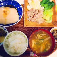 Snapdishの料理写真:蒸し青梗菜と豚しゃぶの中華だれかけ|坂口理絵 サカグチリエさん