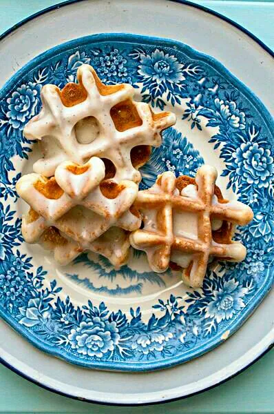 🌞🌄🌞Good Morning 🌞🌄🌞 Waffles for my lil Foodie for 📚 Math Test 📚 Sweet Satisfying Start of the Day 😊 💟 😊|Alisha GodsglamGirl Matthewsさん