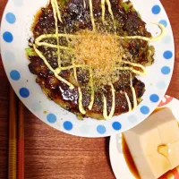 Snapdishの料理写真:お好み焼きと高野豆腐|まりこすさん