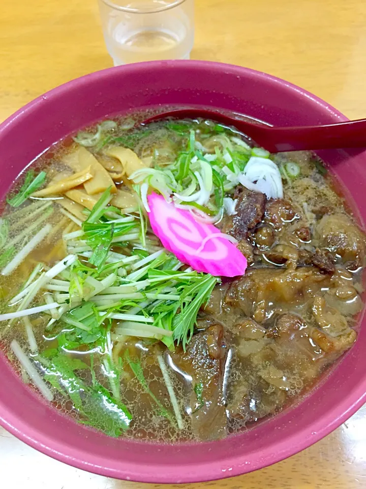 牛すじラーメン、醤油|ぷりん体さん