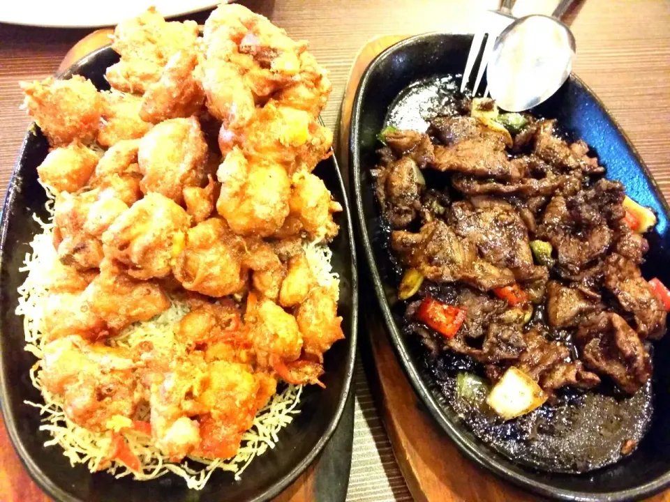 Salted Egg Fried Chicken & Black Pepper Beef ♡👍👅|🌷lynnlicious🌷さん