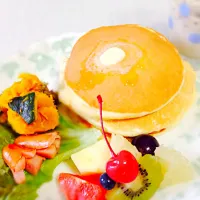 Snapdishの料理写真:ホットケーキ|yukoさん