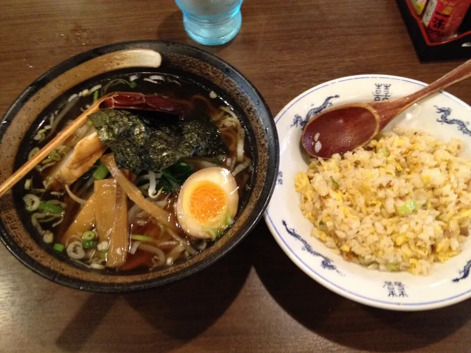 醤油ラーメン&半炒飯|おっちさん