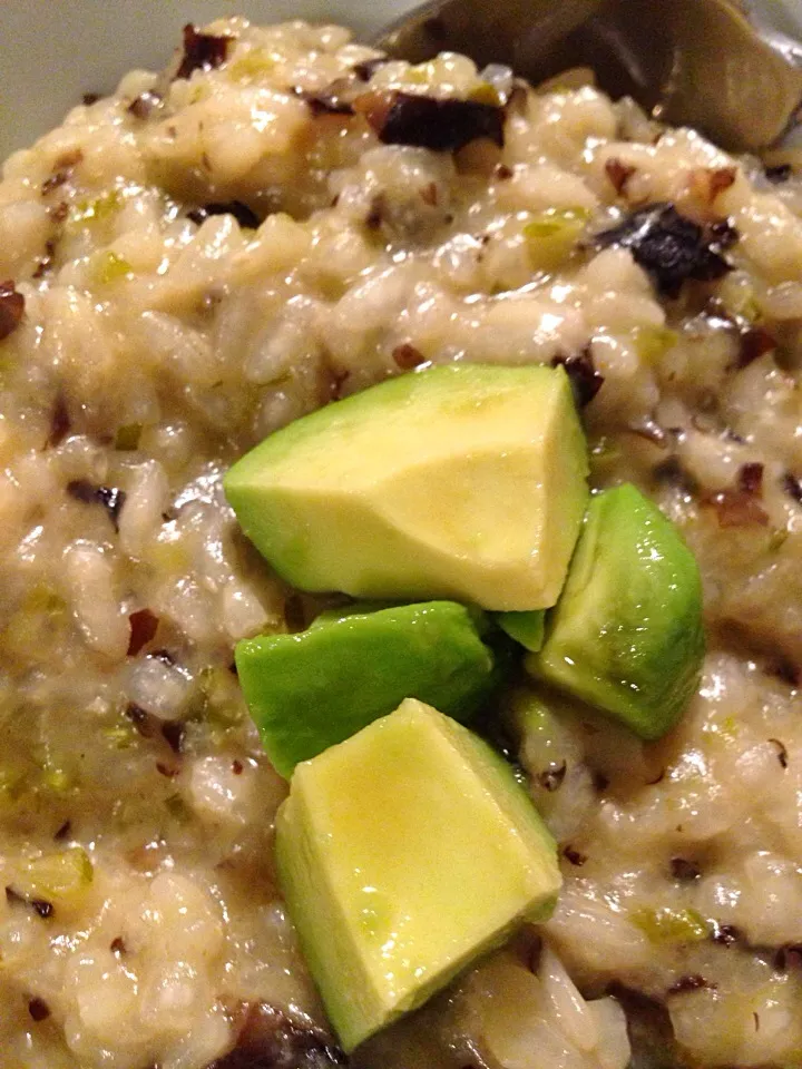 Asian inspired risotto with fish stock, coriander, celery, ginger, garlic, fish sauce and soy :)|Miriam Hughesさん