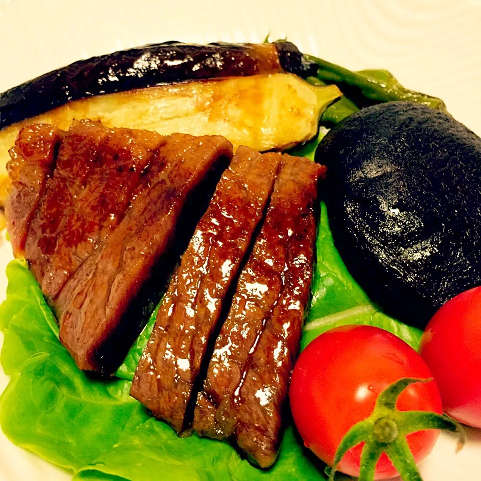 神戸牛の味噌漬けと焼き野菜丼|長谷川裕子さん