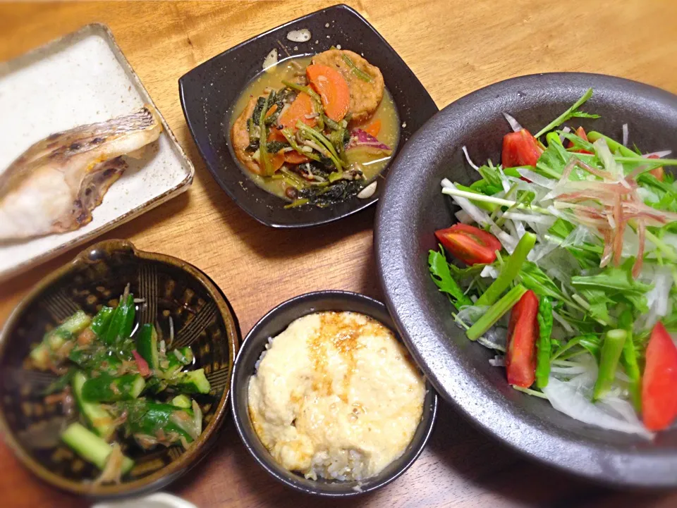 大根サラダ とろろ飯 煮物 きゅうりの酢の物 鯛の塩焼き|2boy mamさん