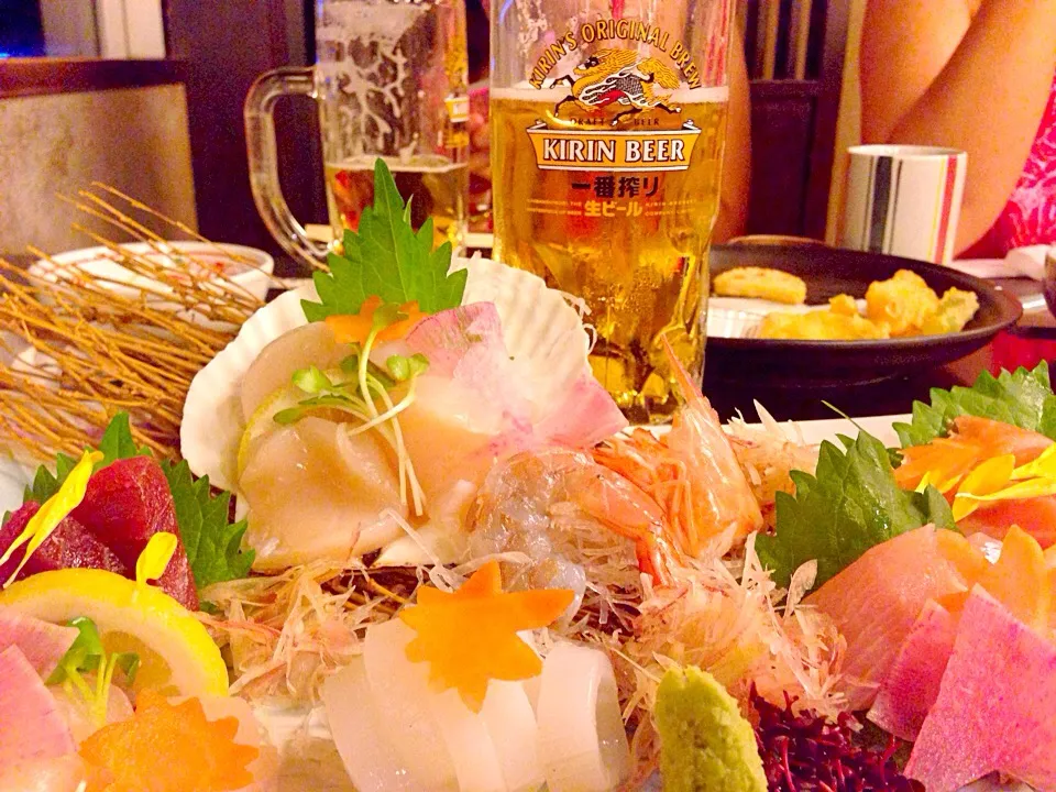 sashimi and beer|carla santiagoさん