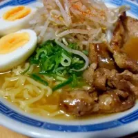 マルちゃん正麺を、ちょっと豪華に。|Akira Matsuさん