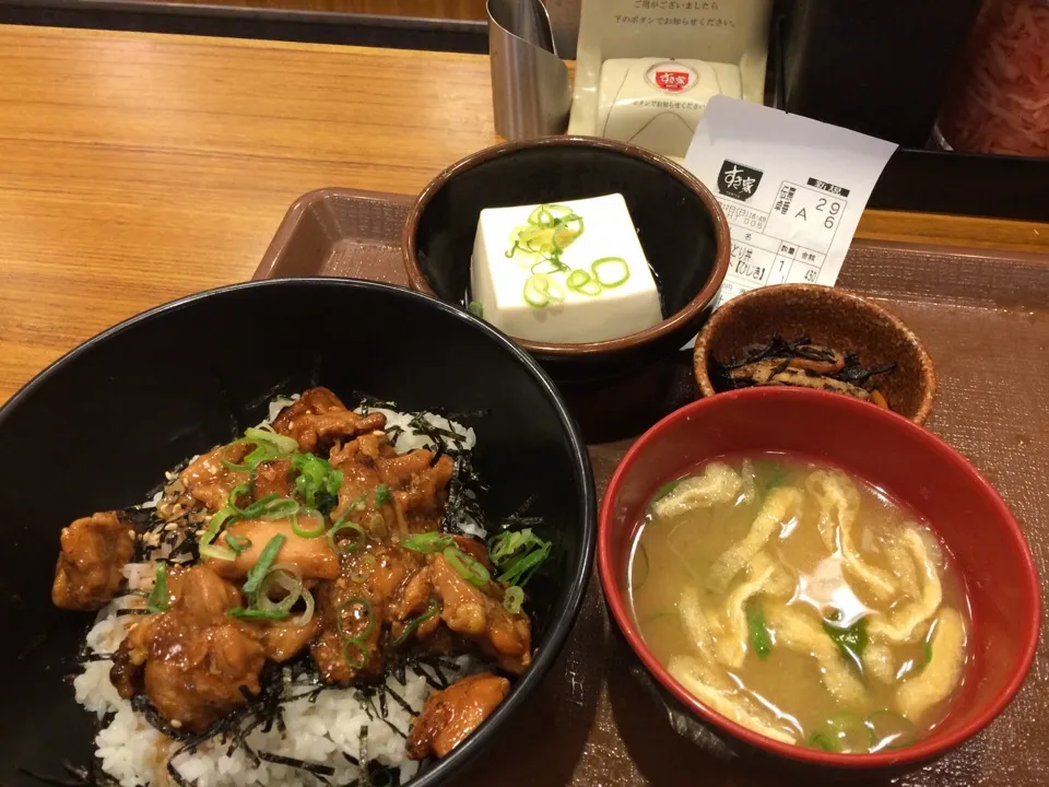 炭火焼き鳥丼 健康セット、|Hajime Sakaiさん