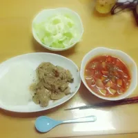 Snapdishの料理写真:チキンとマッシュルームのクリーム煮、ミネストローネ|森山明日香さん