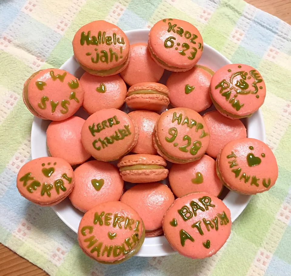 Kerri Chandler pistachio and white chocolate ganache macarons|Kumigarさん