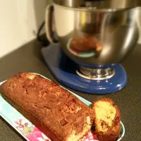 Vanilla & chocolate marble cake with dark chocolate chunks|Anniekさん