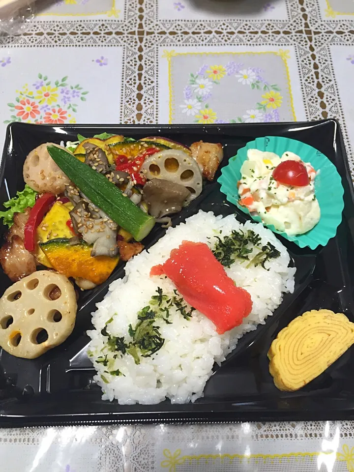 秋野菜とチキンの塩だれ弁当|しんさん