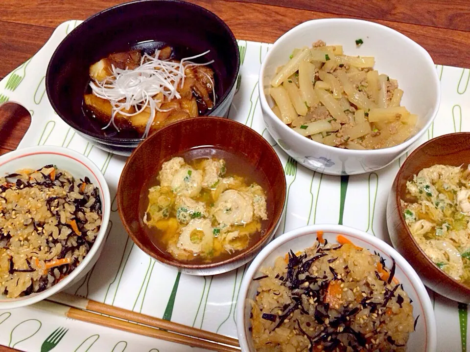 ひじきご飯❤️ちくわのお吸い物❤️カレイの煮付け❤️大根のひき肉オイスター❤️|akemiさん