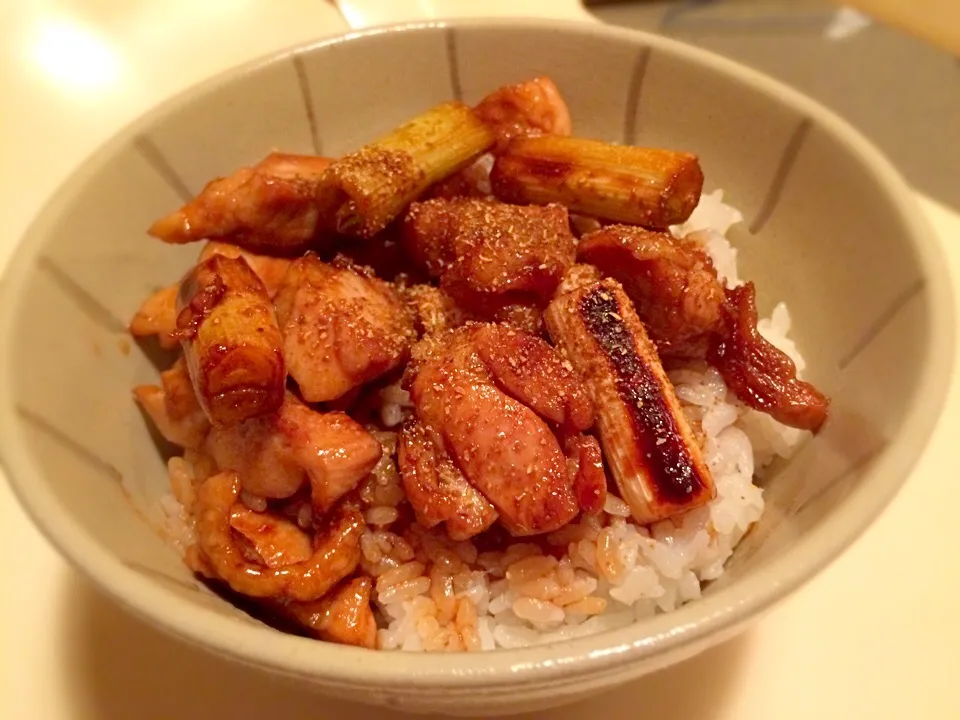 焼き鳥丼|Ztlコミュニケーションズさん