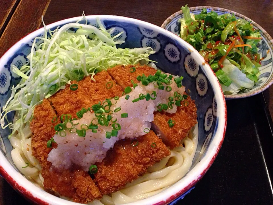 新宿 三国一でランチ【梅おろしカツうどん】|ちもこさん