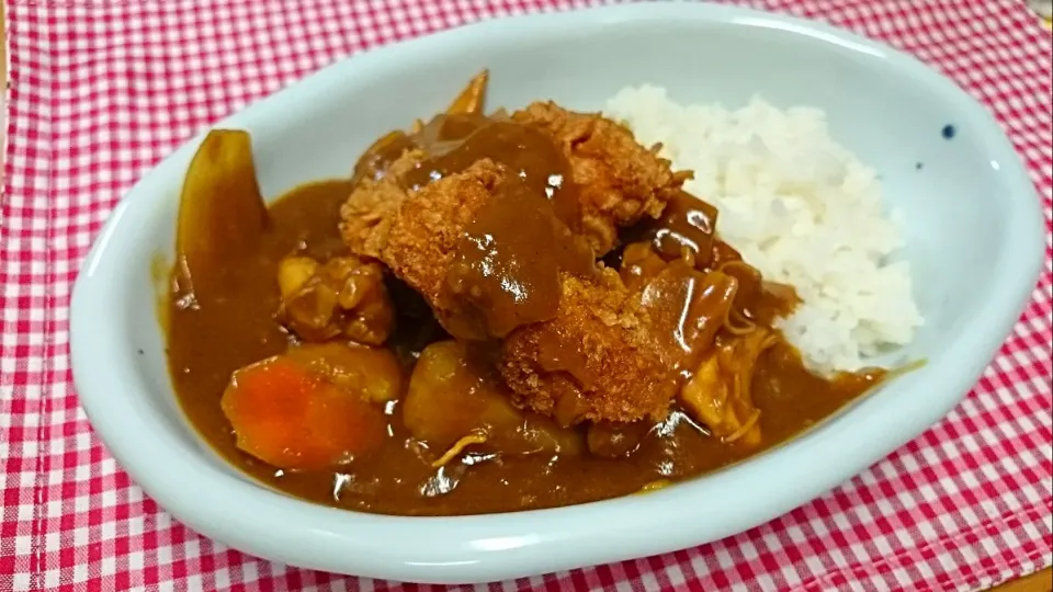 Snapdishの料理写真:クリスピーチキンカレー|Sunao  Akamatsuさん