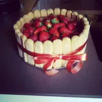 Snapdishの料理写真:Tiramisu with strawberry, cooked by me for mother's day last year|Marina Hancuさん