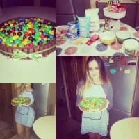 Snapdishの料理写真:M&M'S and KitKat cake for my boyfriend's bday ♥|Marina Hancuさん